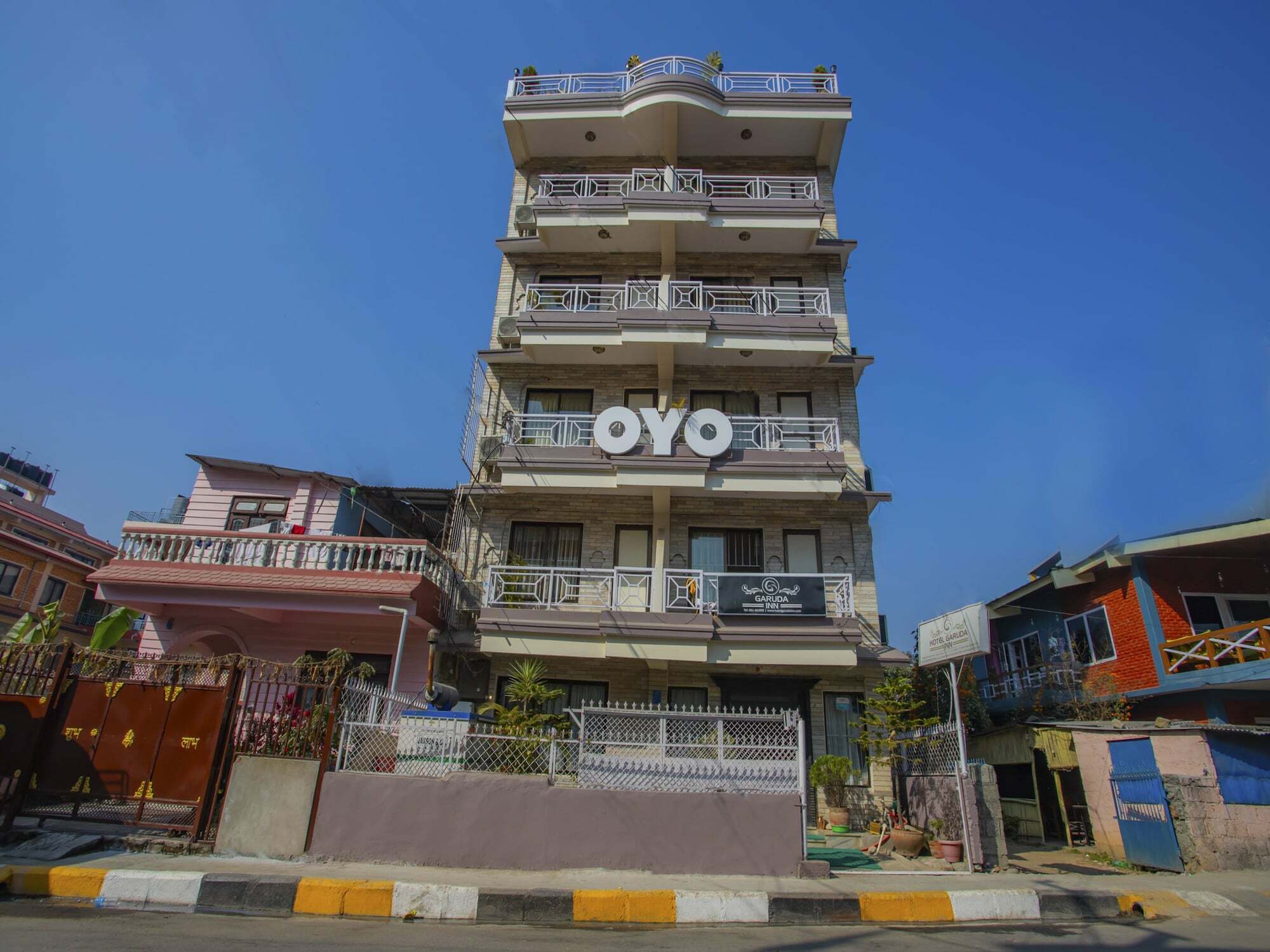 Hotel Garuda Inn Pokhara Exterior photo